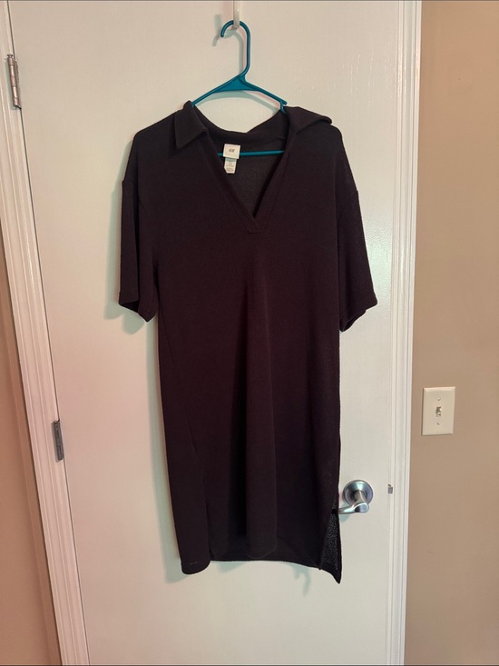 H&M Dresses & Skirts - H&M Black Short-Sleeve Polo-Style Knit Shirt